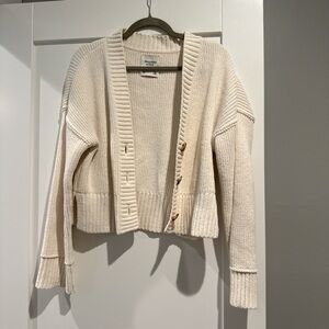 Abercrombie & Fitch Cream Cardigan Sweater